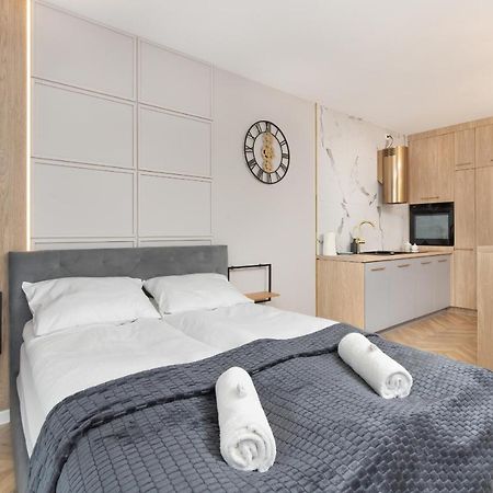 Studios Starowiejska Letnica By Renters Gdansk Bagian luar foto